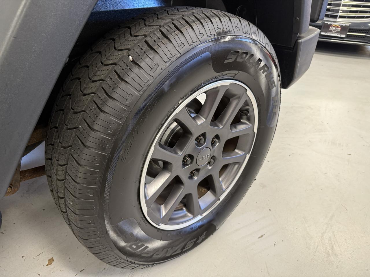 Jeep Wrangler Sport 4WD 2014