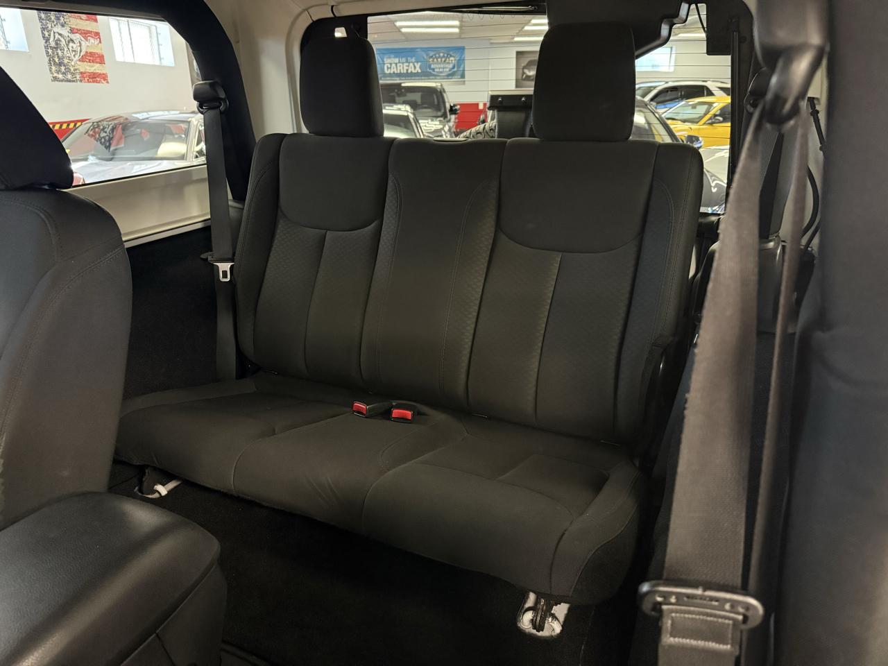 Jeep Wrangler Sport 4WD 2014