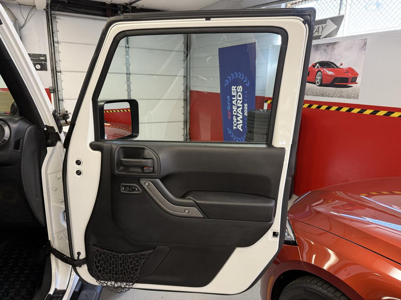 Jeep Wrangler Sport 4WD 2014