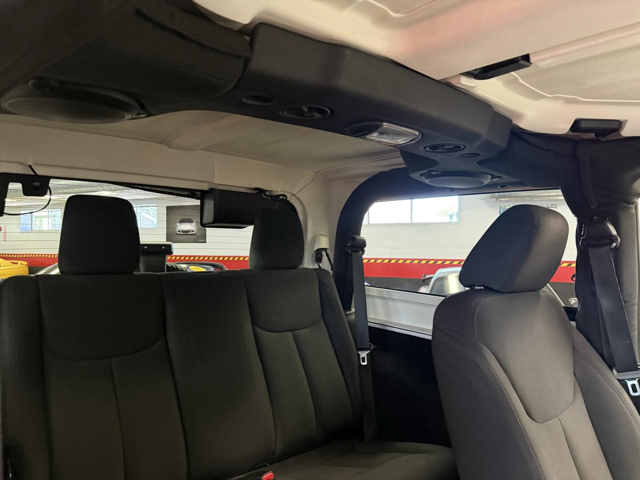 Jeep Wrangler Sport 4WD 2014
