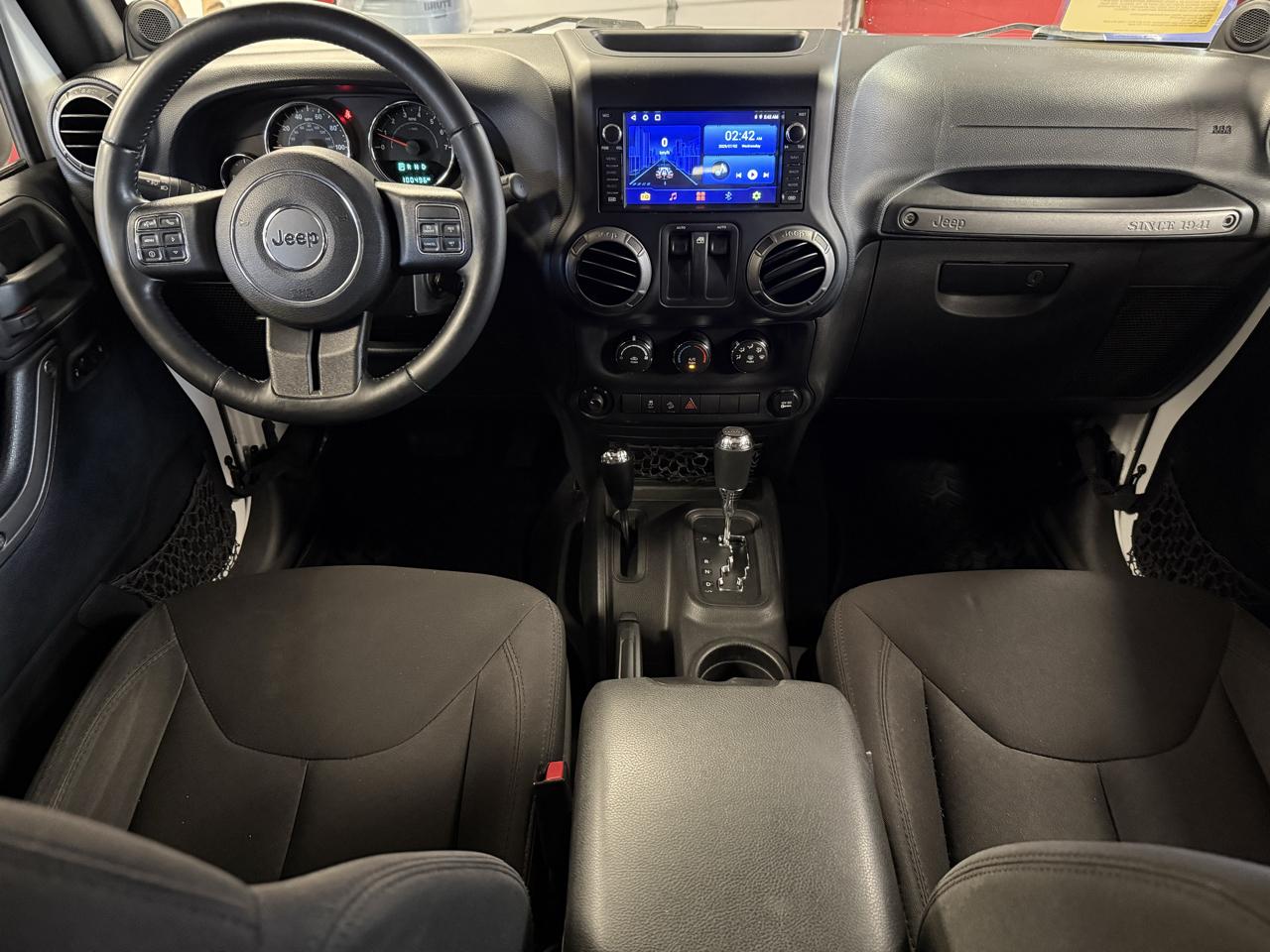 Jeep Wrangler Sport 4WD 2014