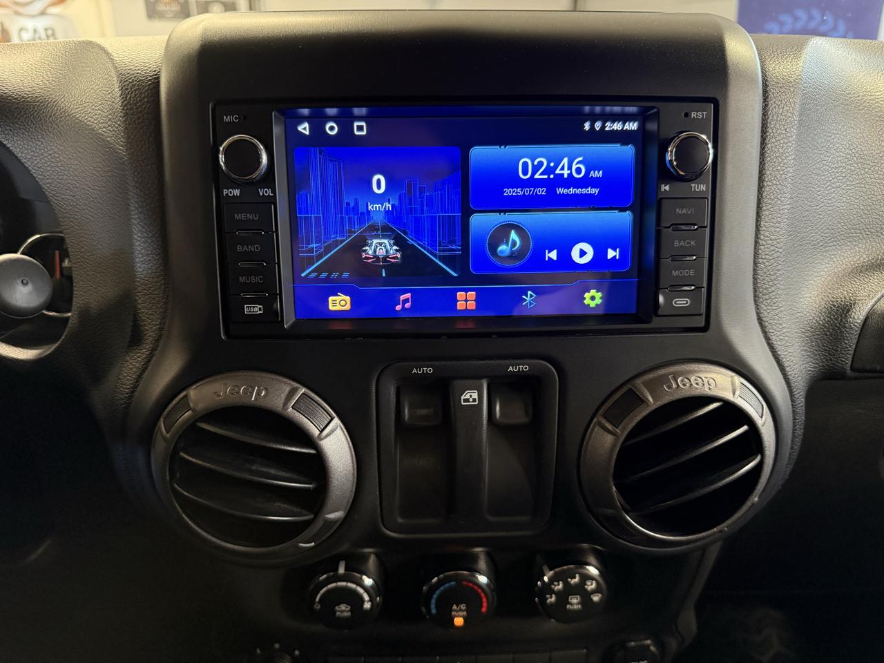 Jeep Wrangler Sport 4WD 2014