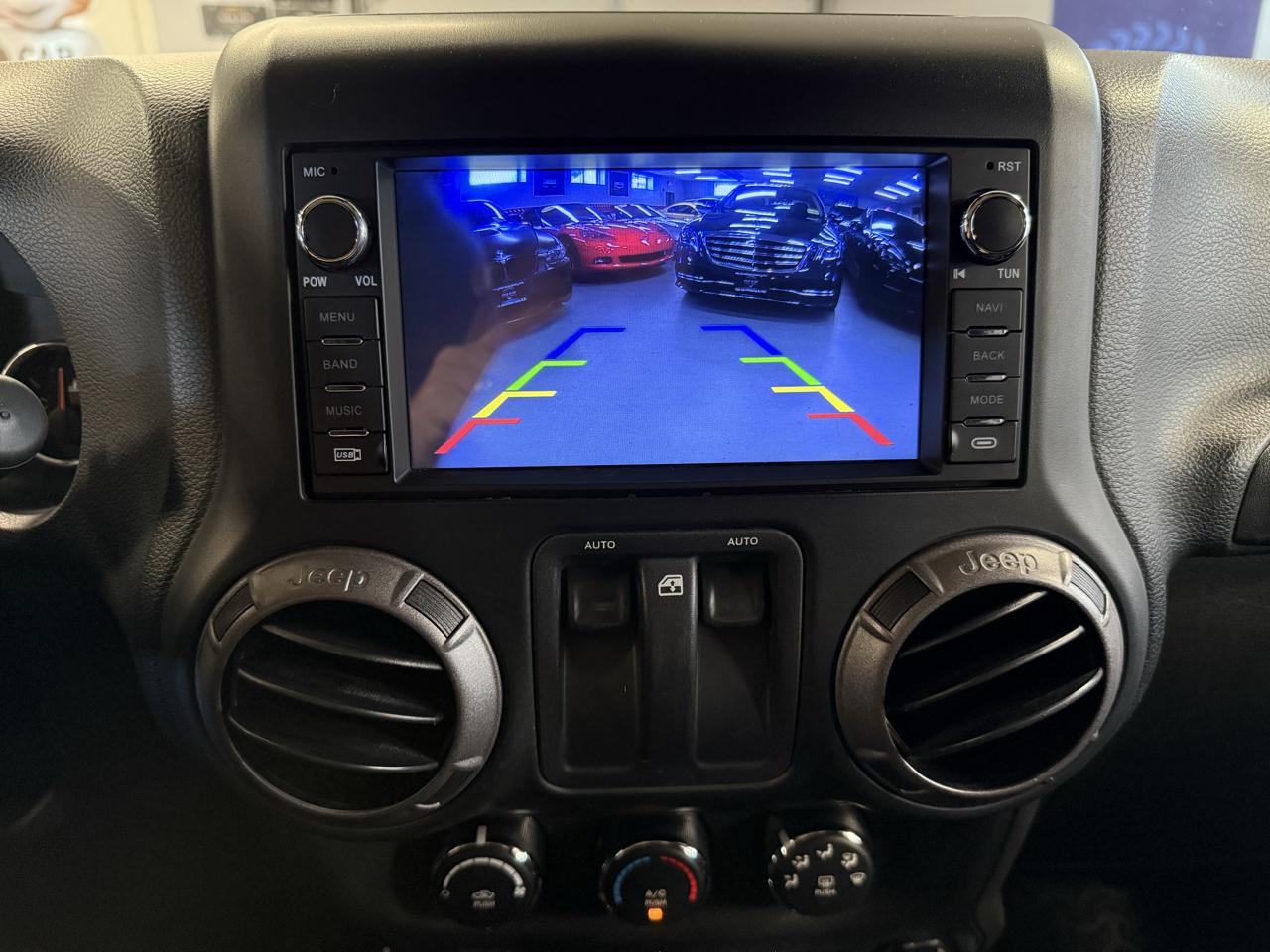 Jeep Wrangler Sport 4WD 2014