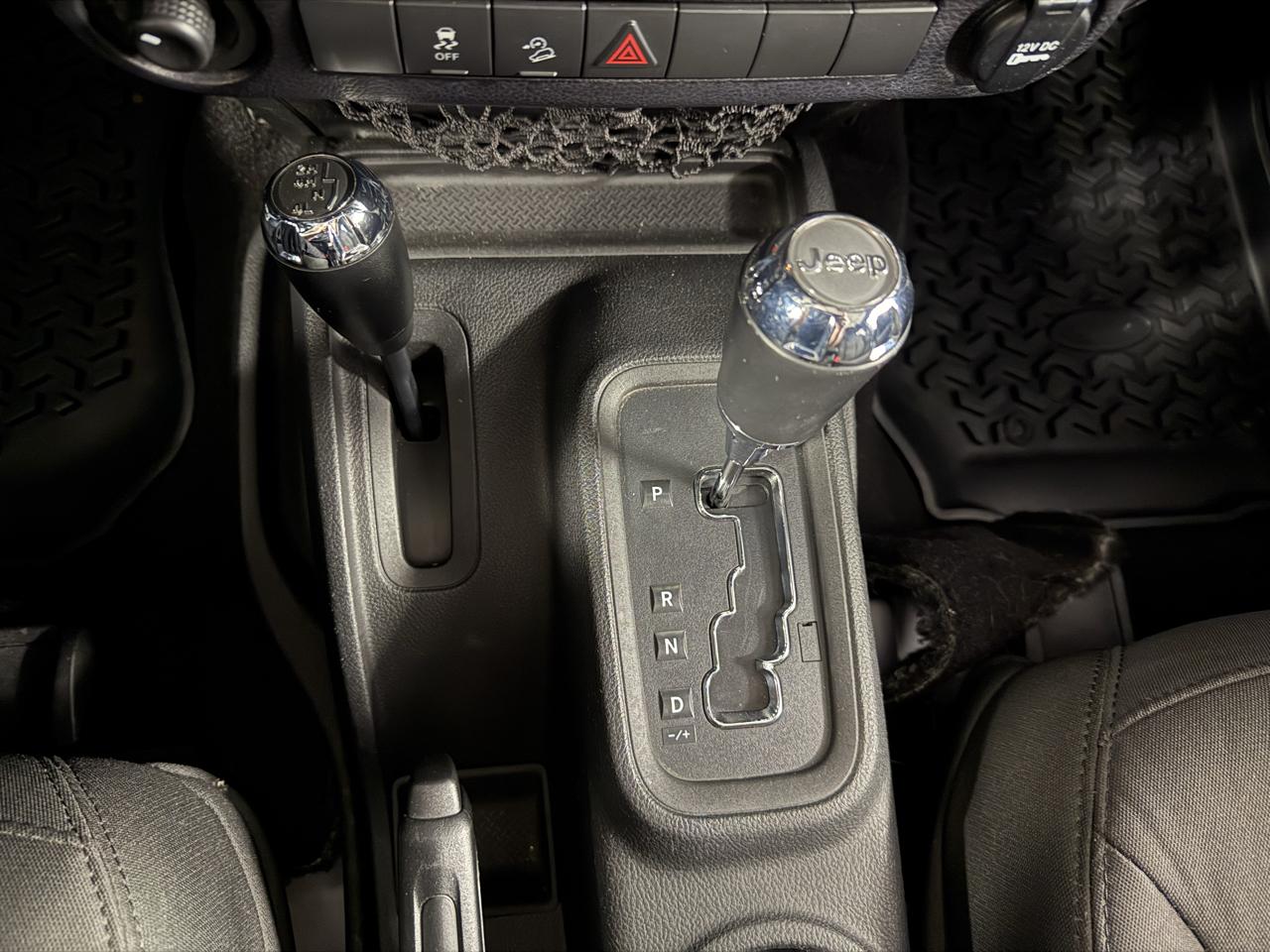 Jeep Wrangler Sport 4WD 2014
