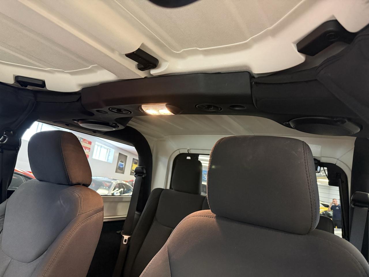 Jeep Wrangler Sport 4WD 2014