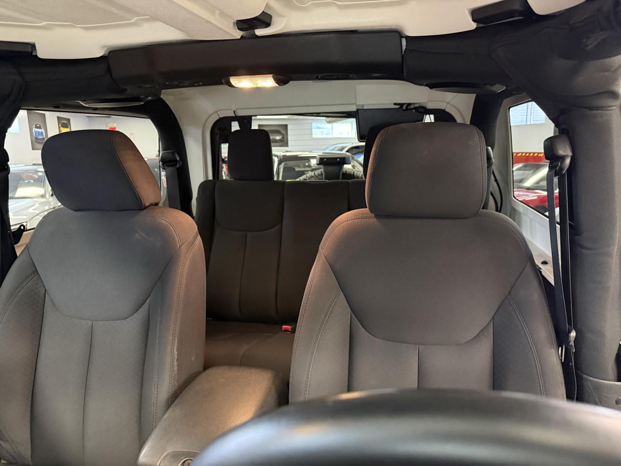 Jeep Wrangler Sport 4WD 2014