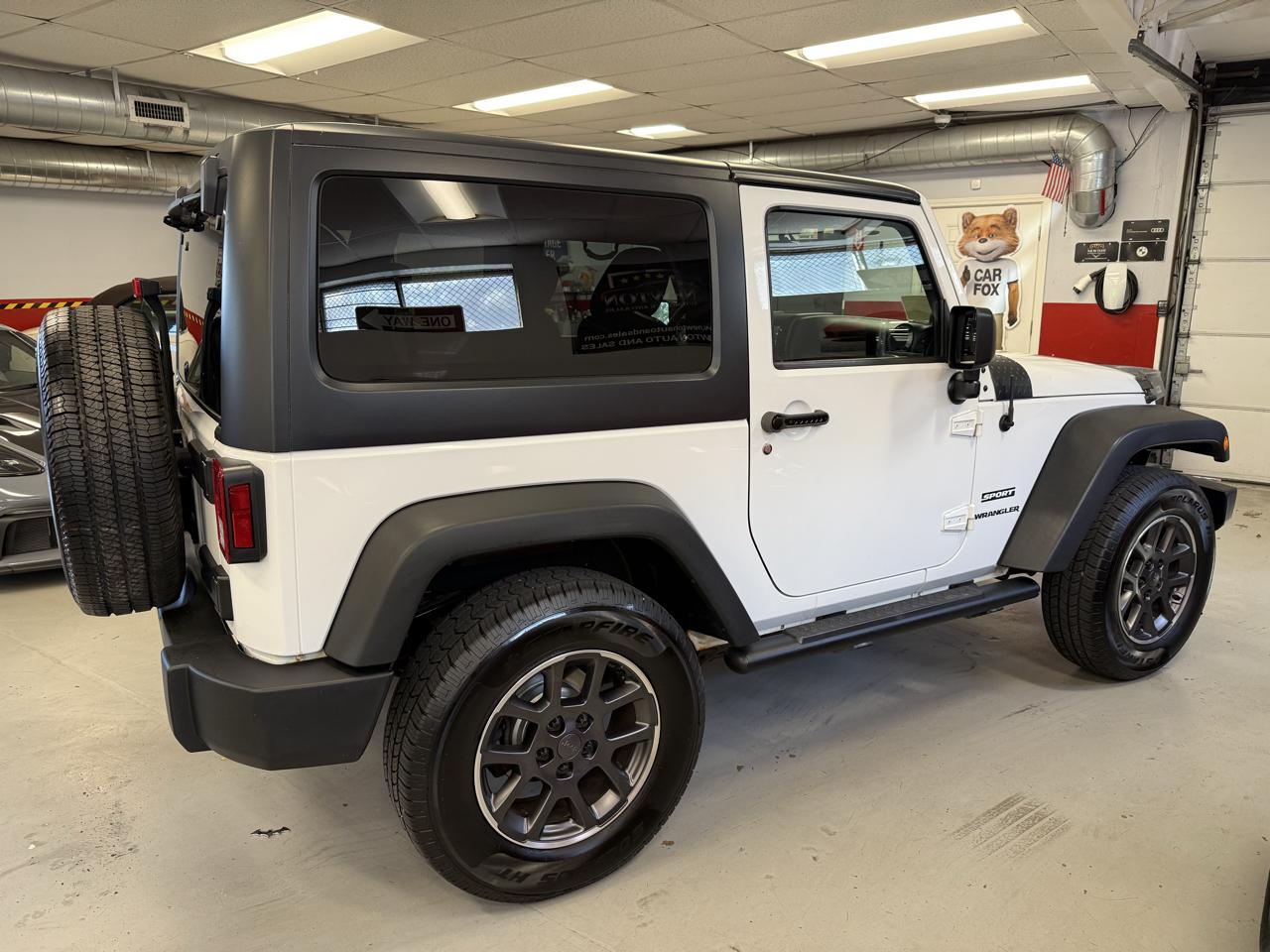 Jeep Wrangler Sport 4WD 2014