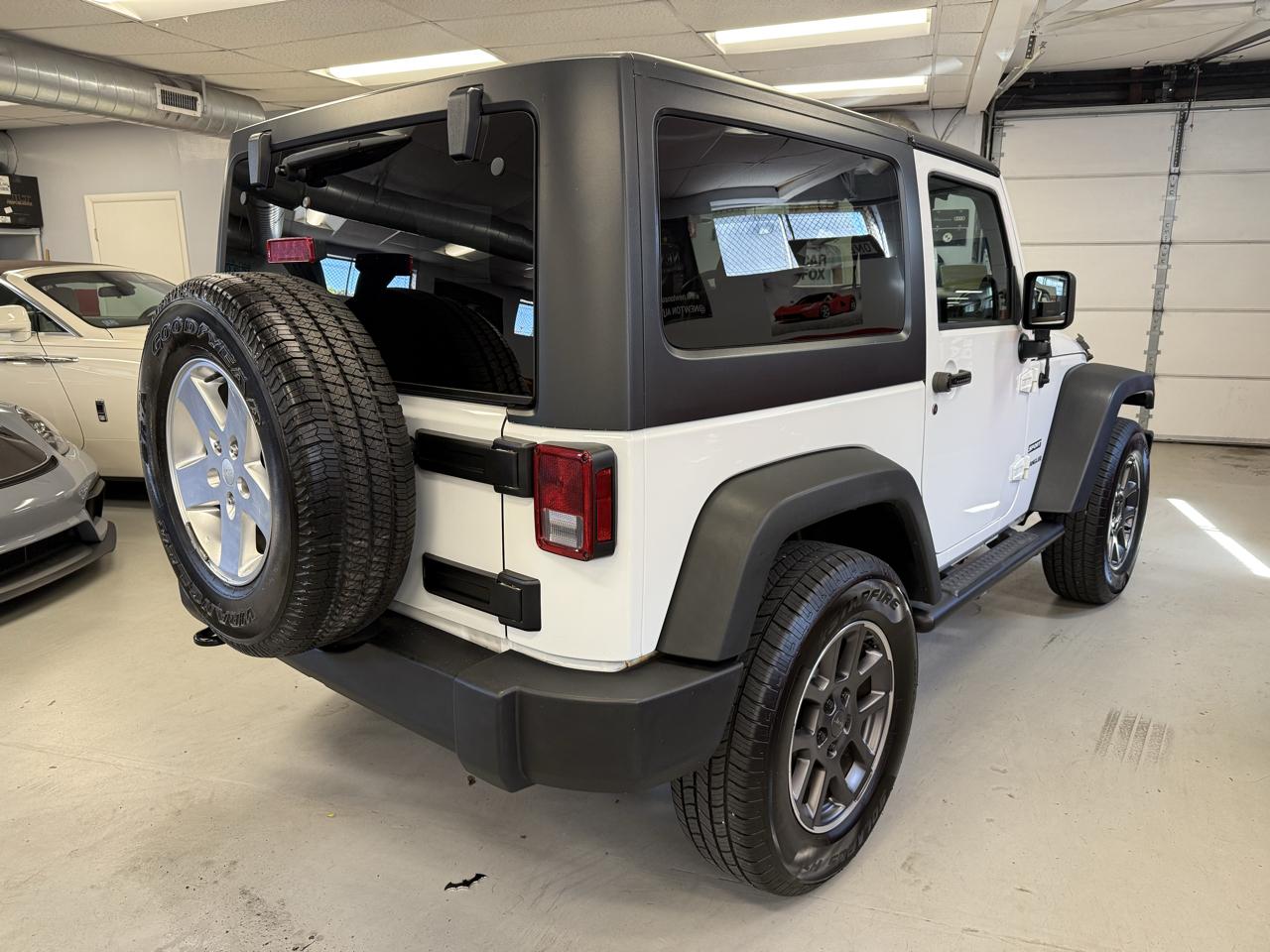 Jeep Wrangler Sport 4WD 2014