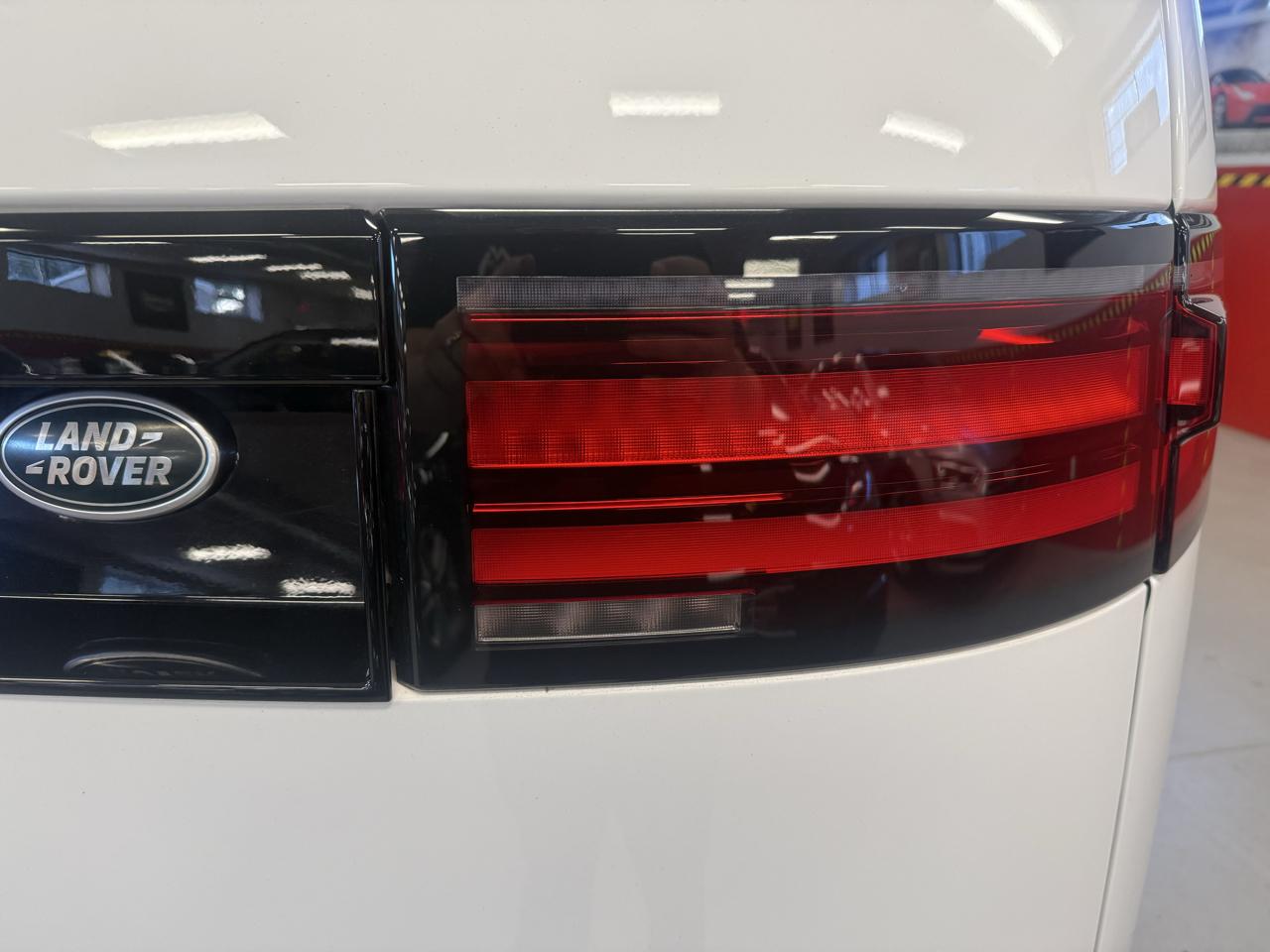 Land Rover Discovery S 2023