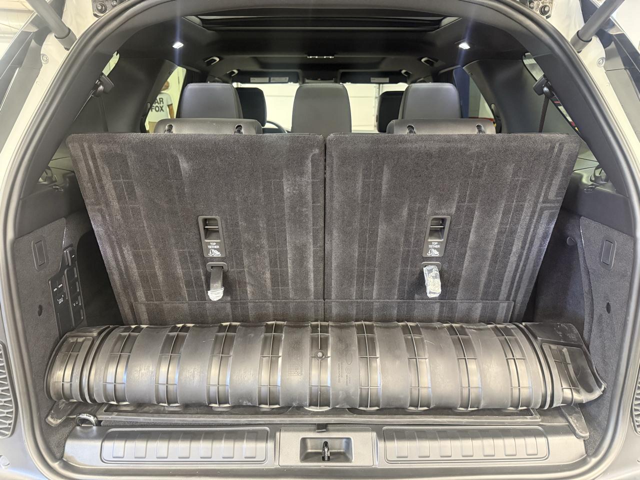 Land Rover Discovery S 2023