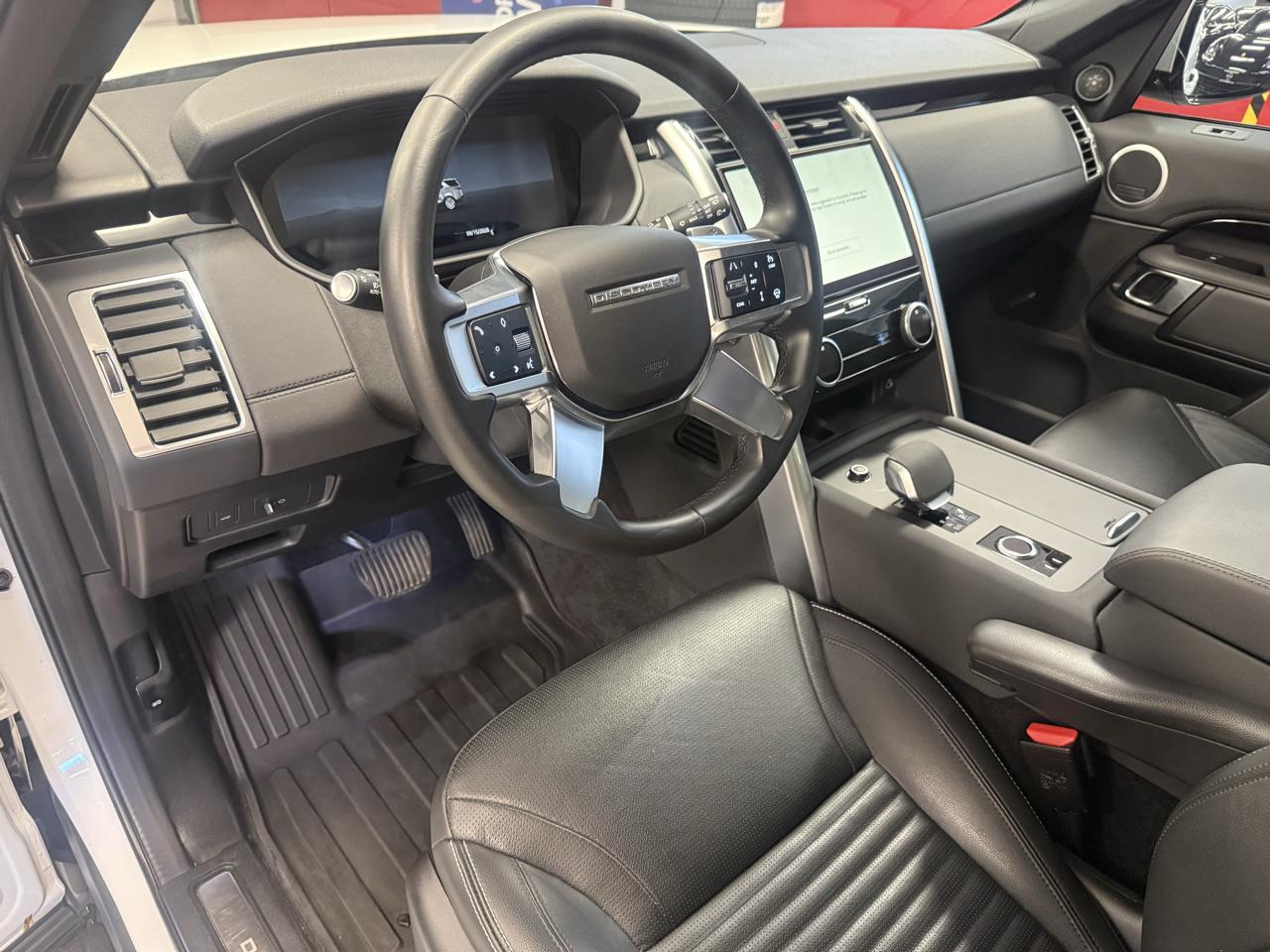 Land Rover Discovery S 2023