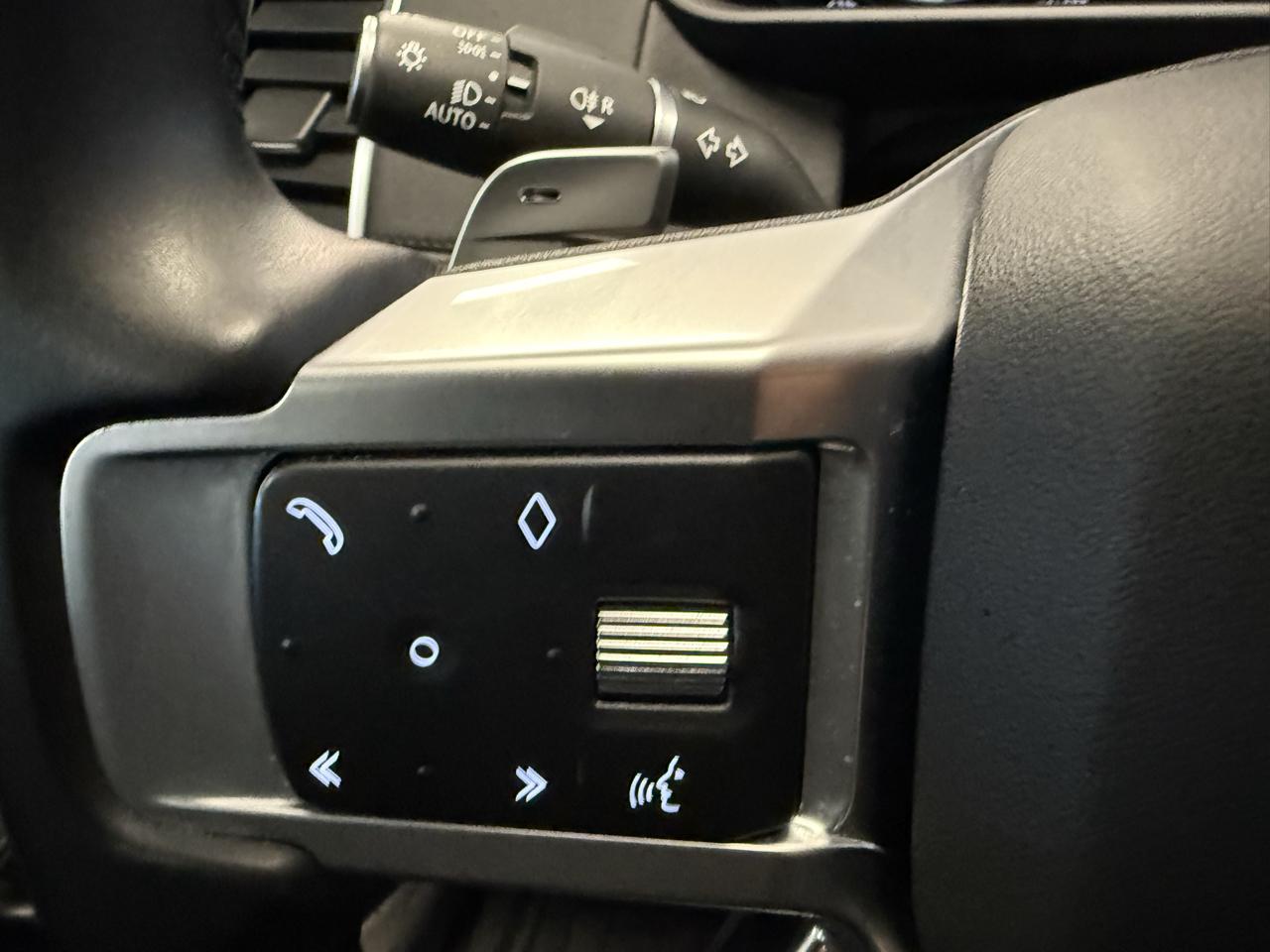 Land Rover Discovery S 2023