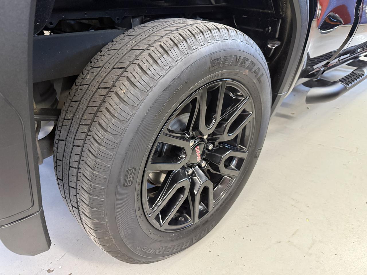 GMC Sierra 1500 Elevation Double Cab 4WD 2023