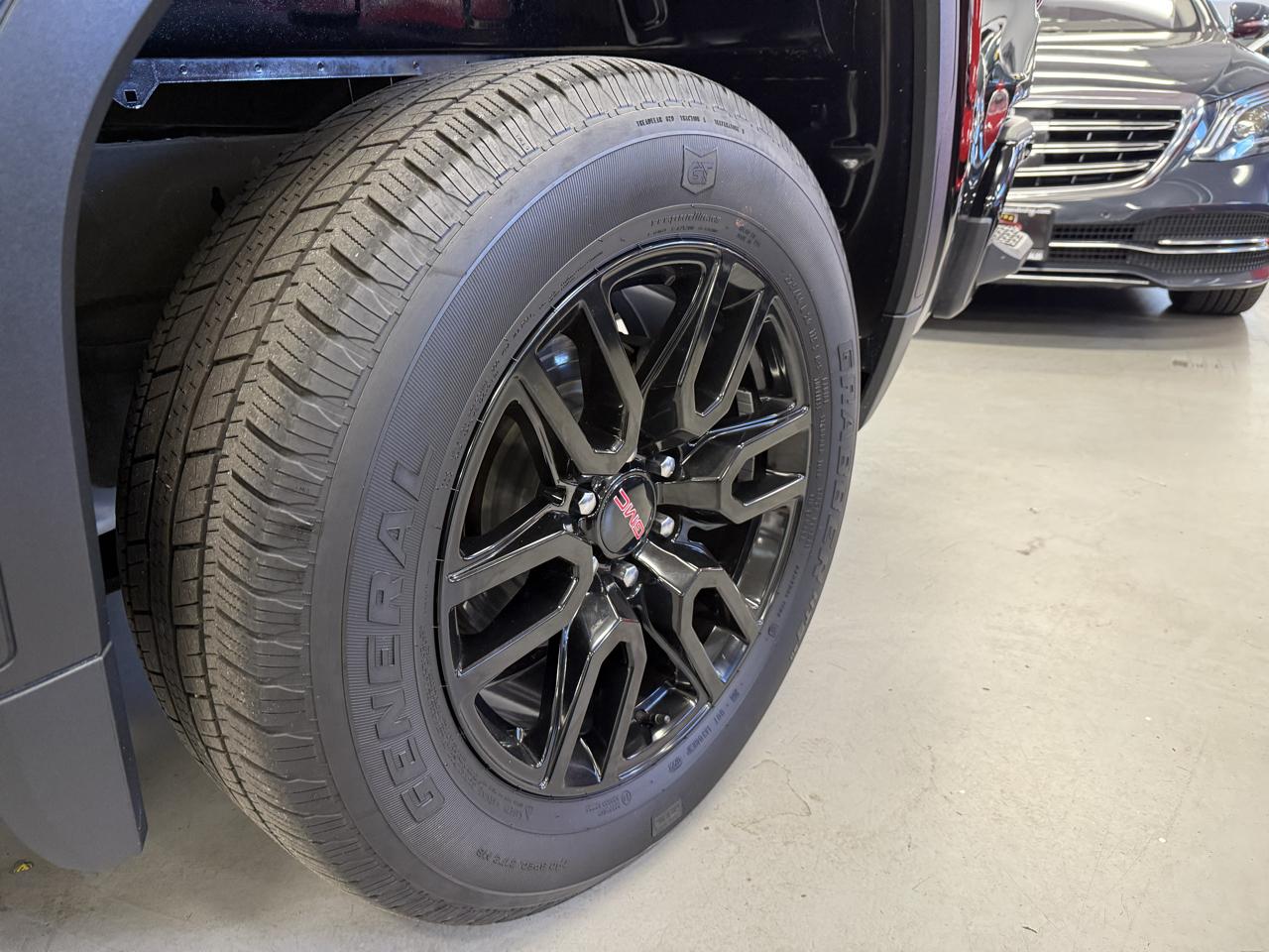GMC Sierra 1500 Elevation Double Cab 4WD 2023