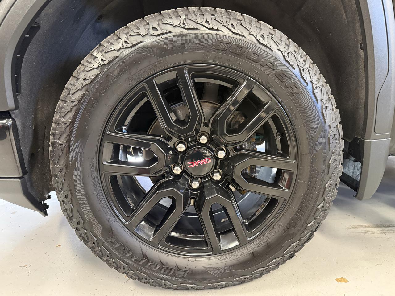 GMC Sierra 1500 Elevation Double Cab 4WD 2023