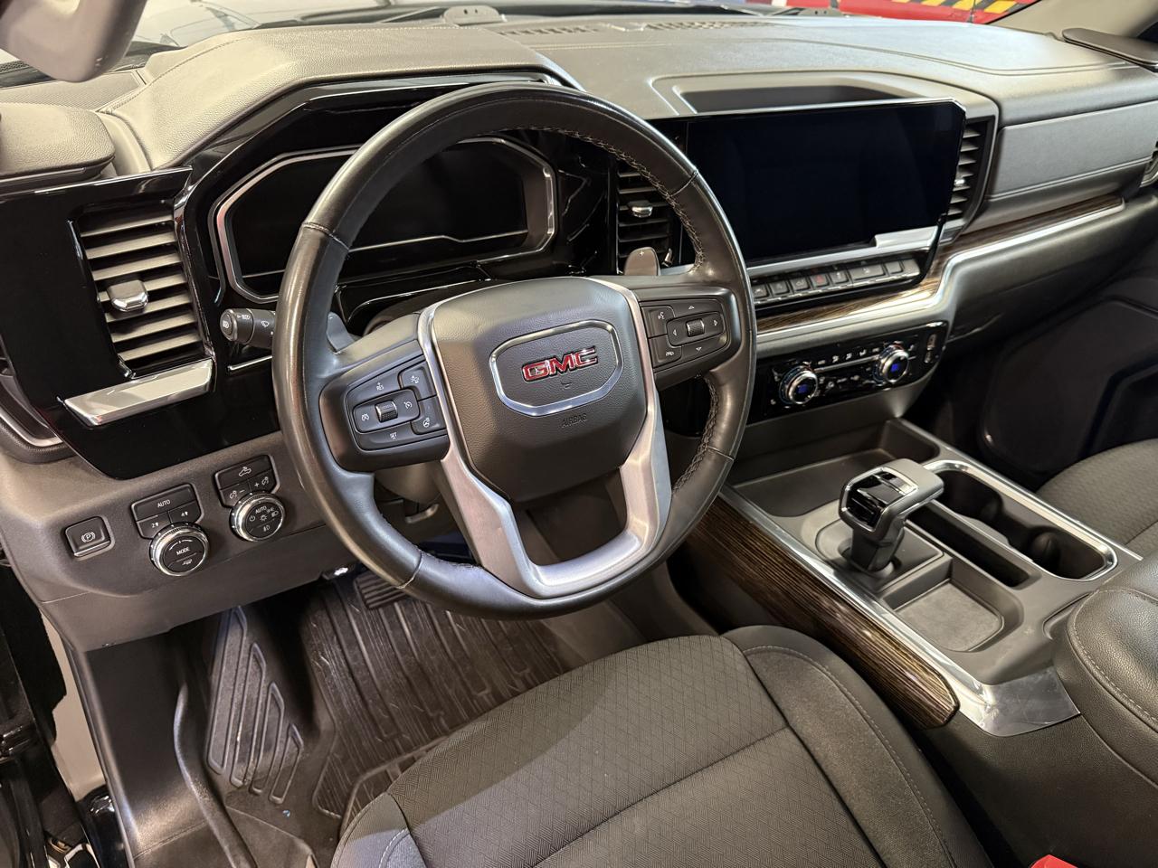 GMC Sierra 1500 Elevation Double Cab 4WD 2023