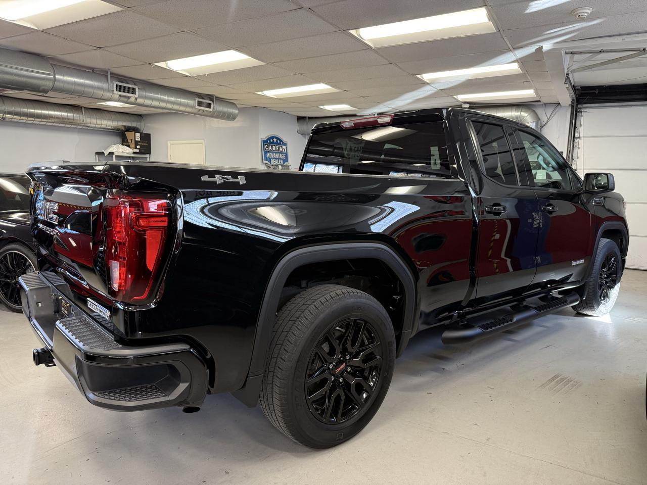 GMC Sierra 1500 Elevation Double Cab 4WD 2023