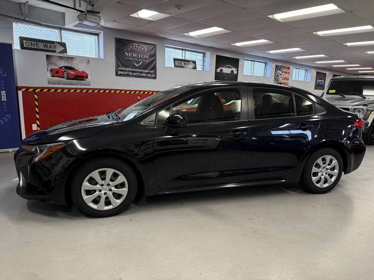 Toyota Corolla LE 2021