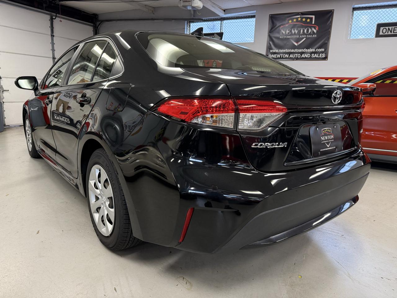 Toyota Corolla LE 2021