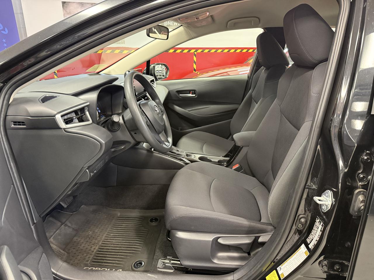 Toyota Corolla LE 2021