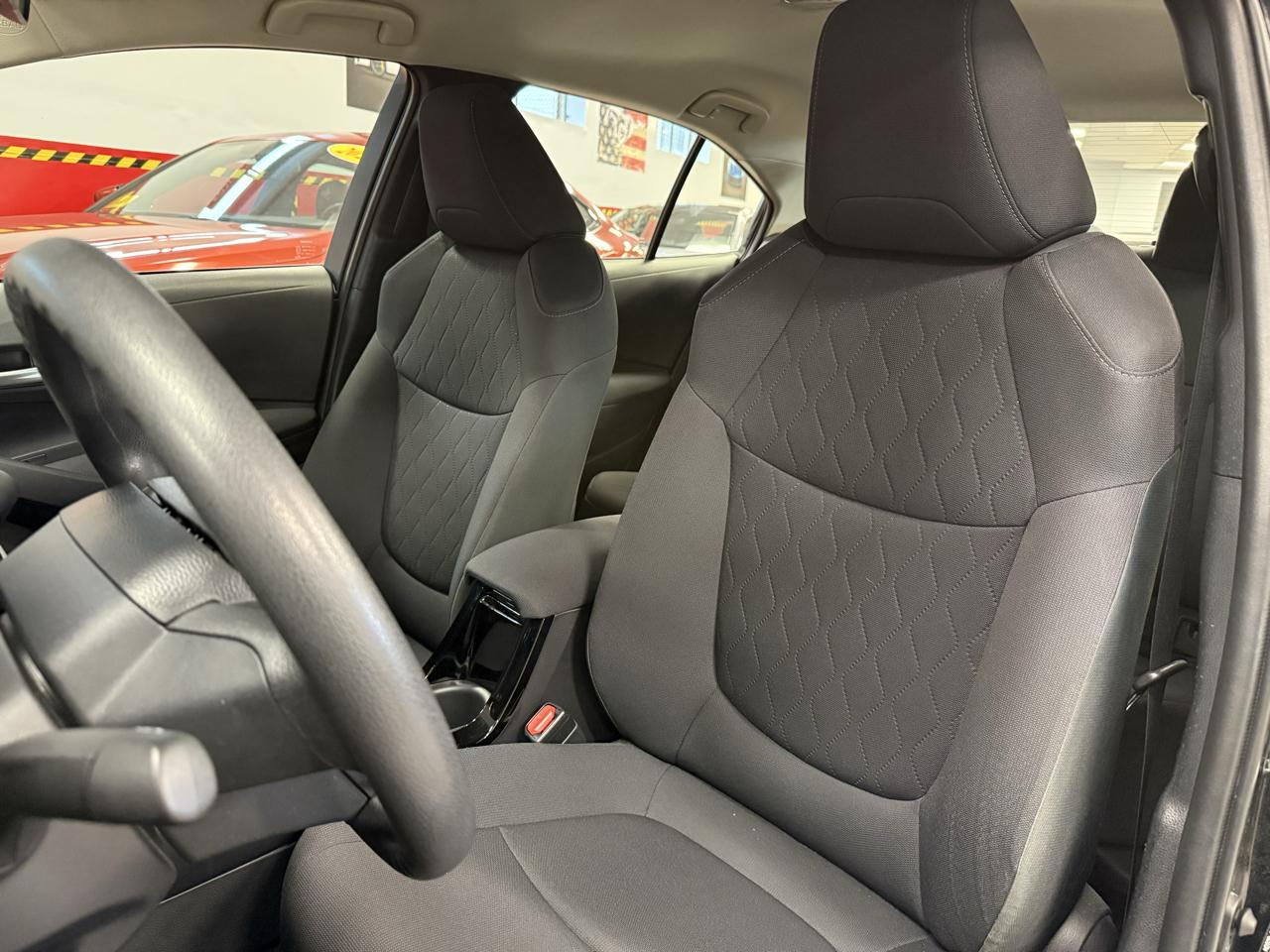 Toyota Corolla LE 2021