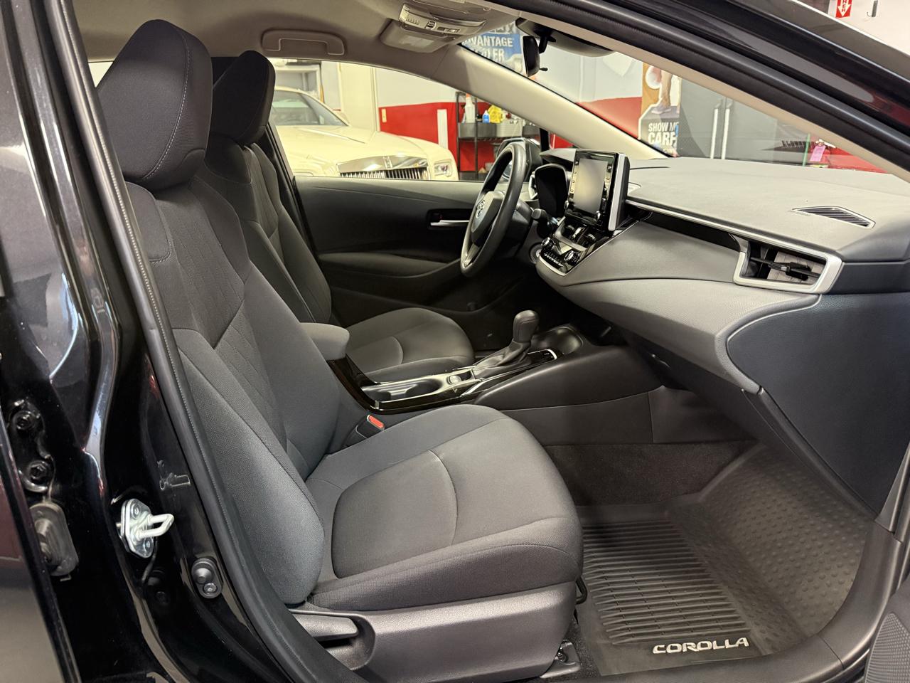 Toyota Corolla LE 2021
