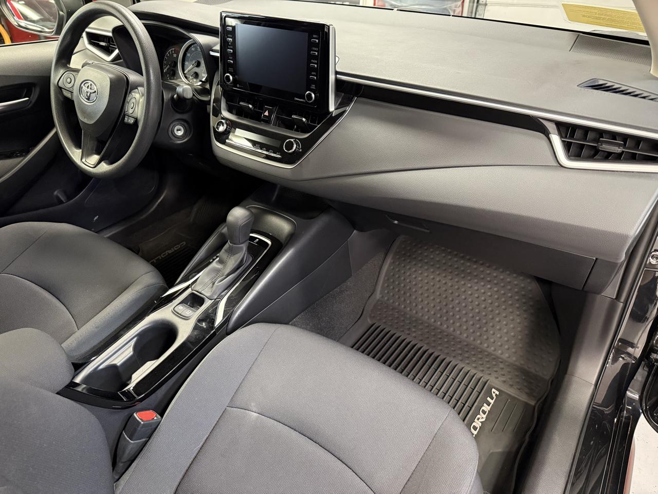 Toyota Corolla LE 2021