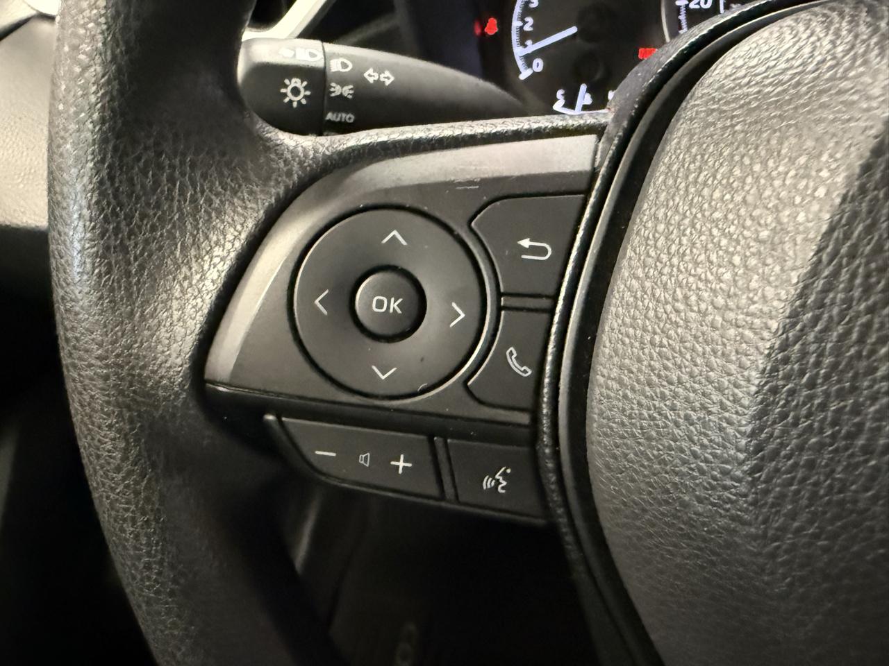 Toyota Corolla LE 2021