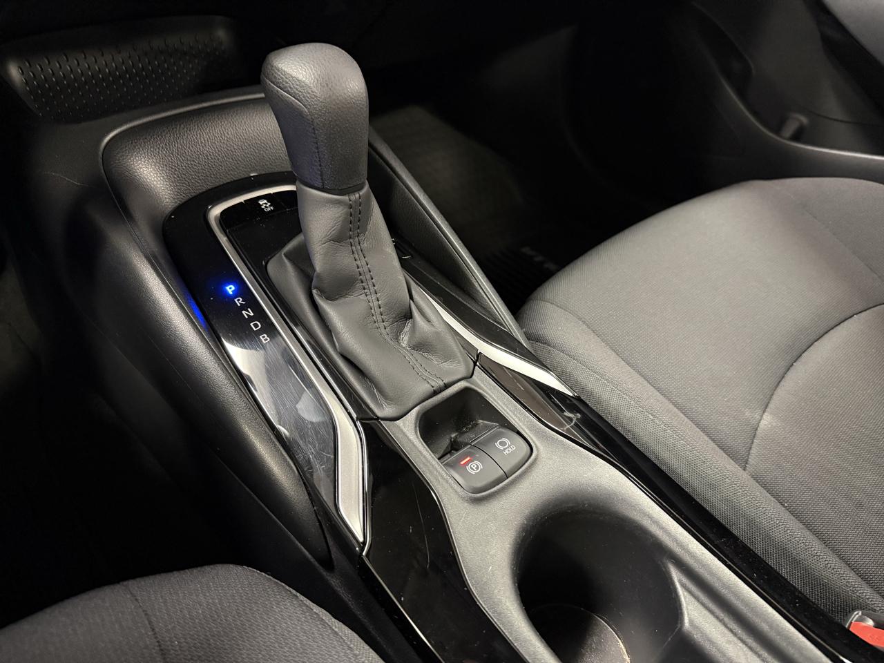 Toyota Corolla LE 2021