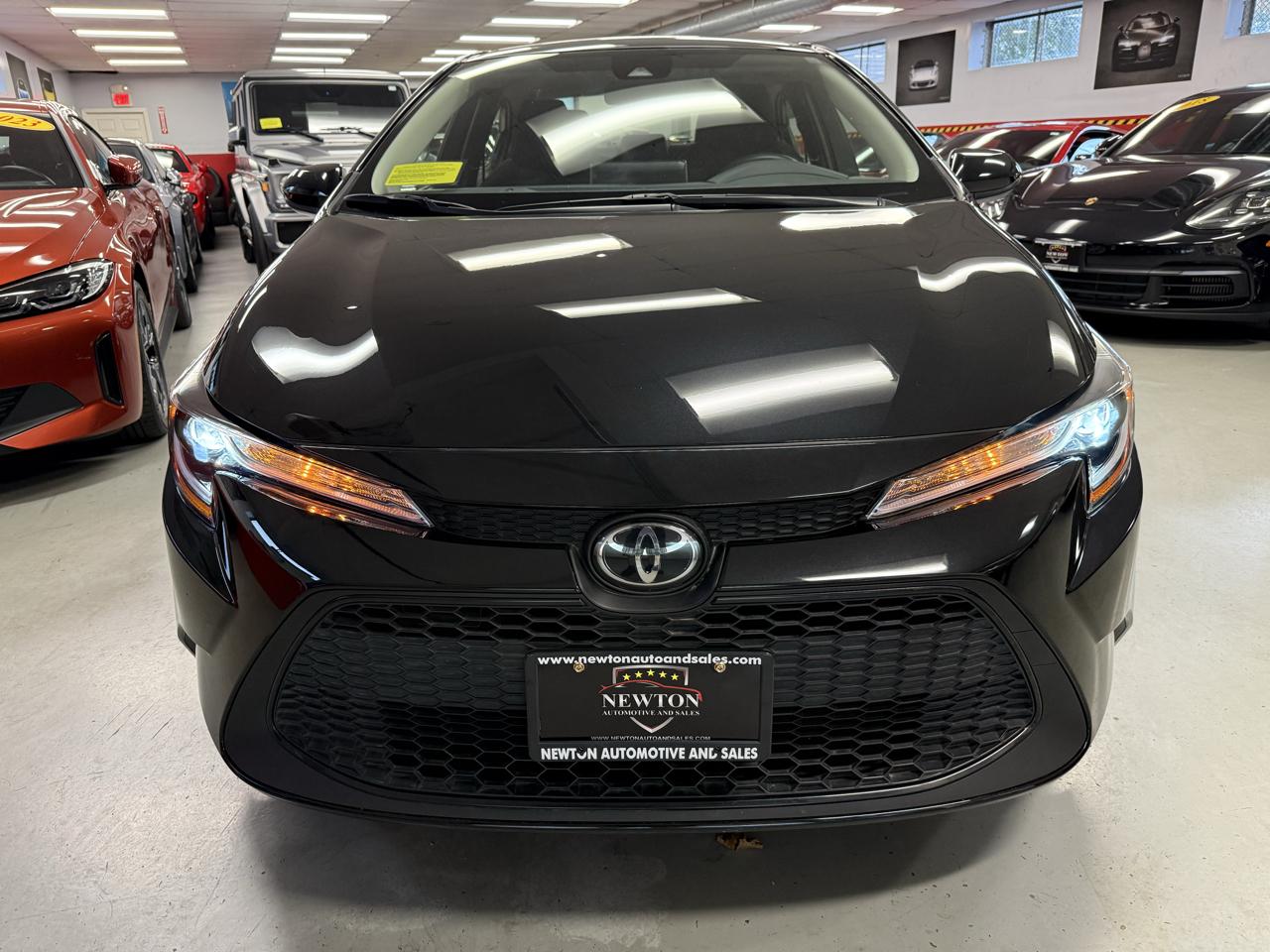 Toyota Corolla LE 2021