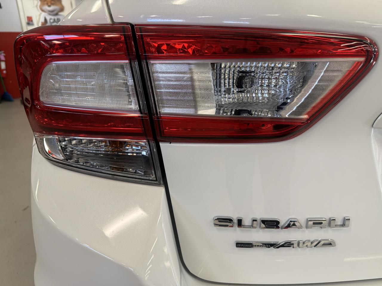 Subaru Impreza 2.0i Limited CVT 5-Door 2017