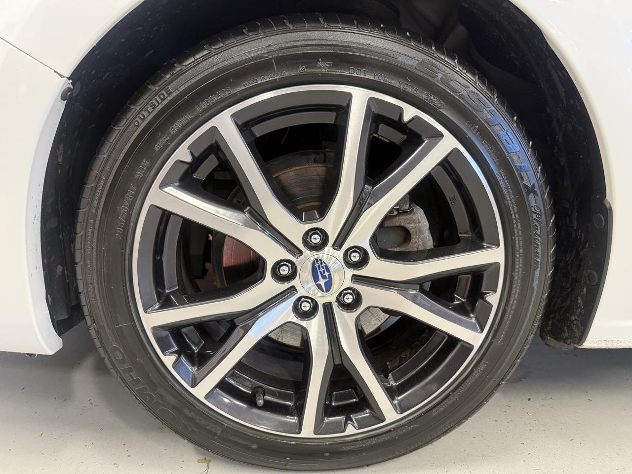 Subaru Impreza 2.0i Limited CVT 5-Door 2017