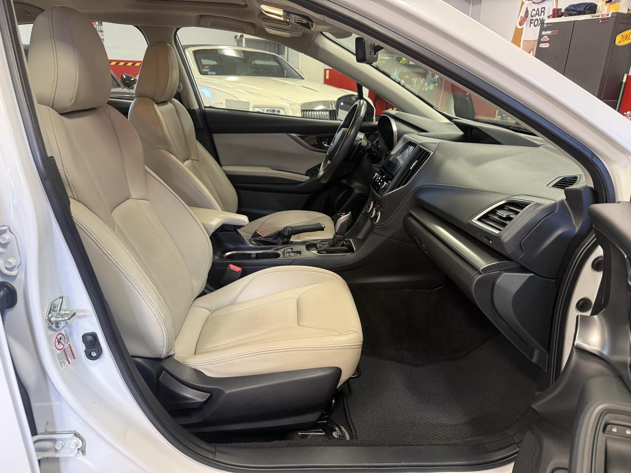 Subaru Impreza 2.0i Limited CVT 5-Door 2017