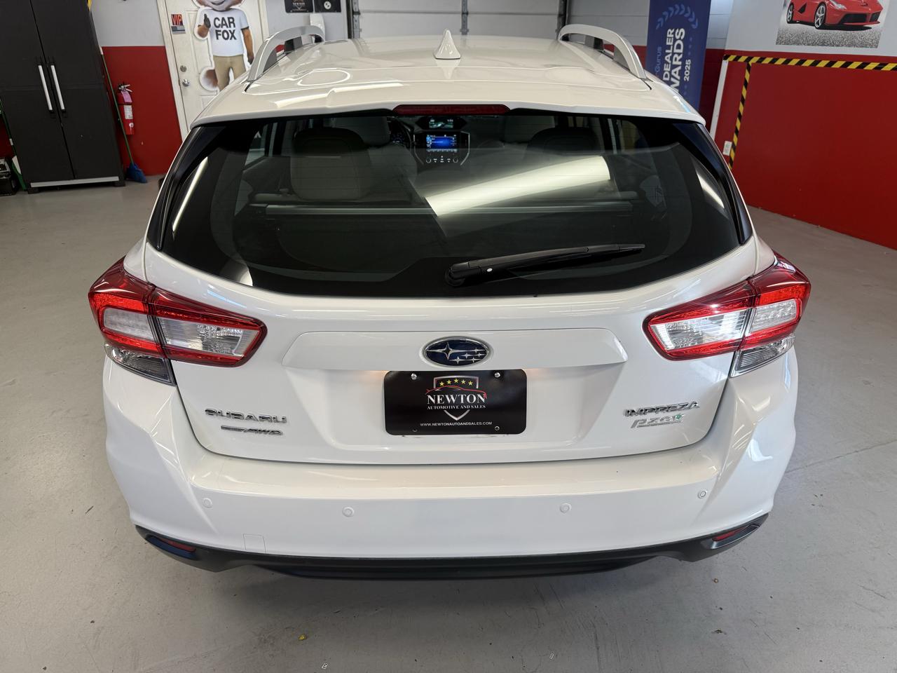 Subaru Impreza 2.0i Limited CVT 5-Door 2017