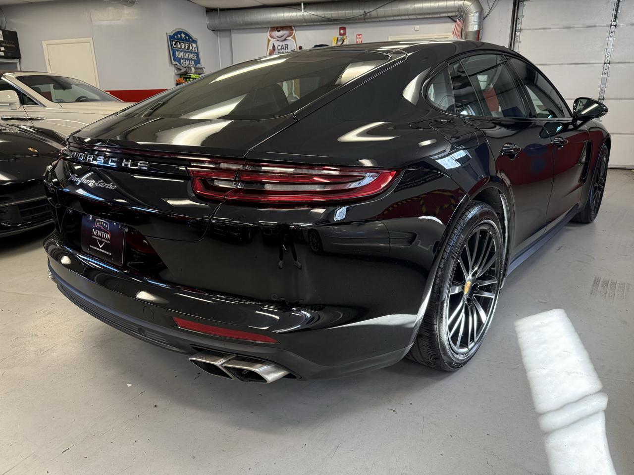 Porsche Panamera Turbo AWD 2017