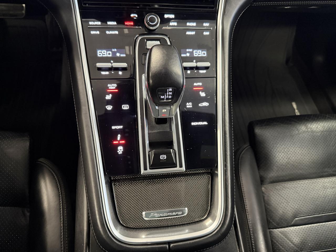 Porsche Panamera Turbo AWD 2017