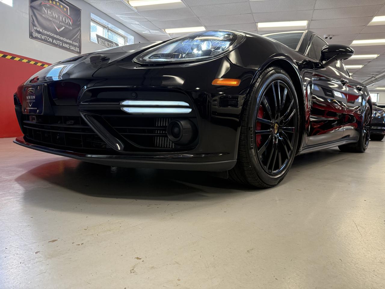 Porsche Panamera Turbo AWD 2017