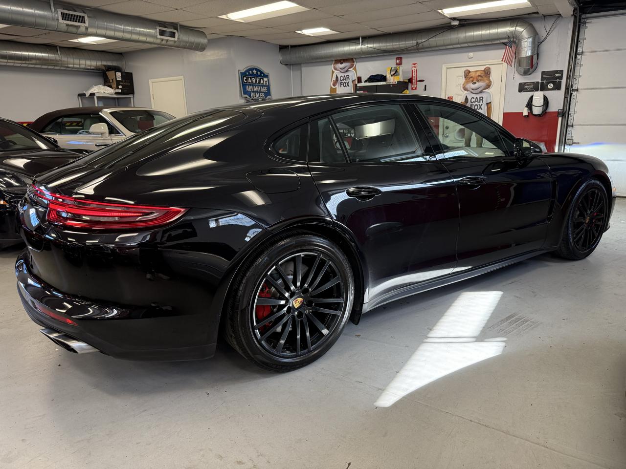 Porsche Panamera Turbo AWD 2017