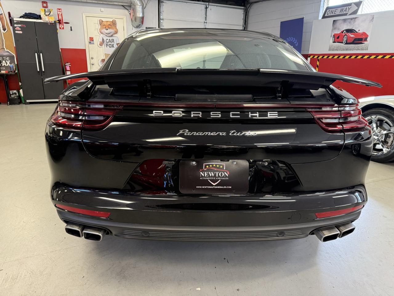 Porsche Panamera Turbo AWD 2017
