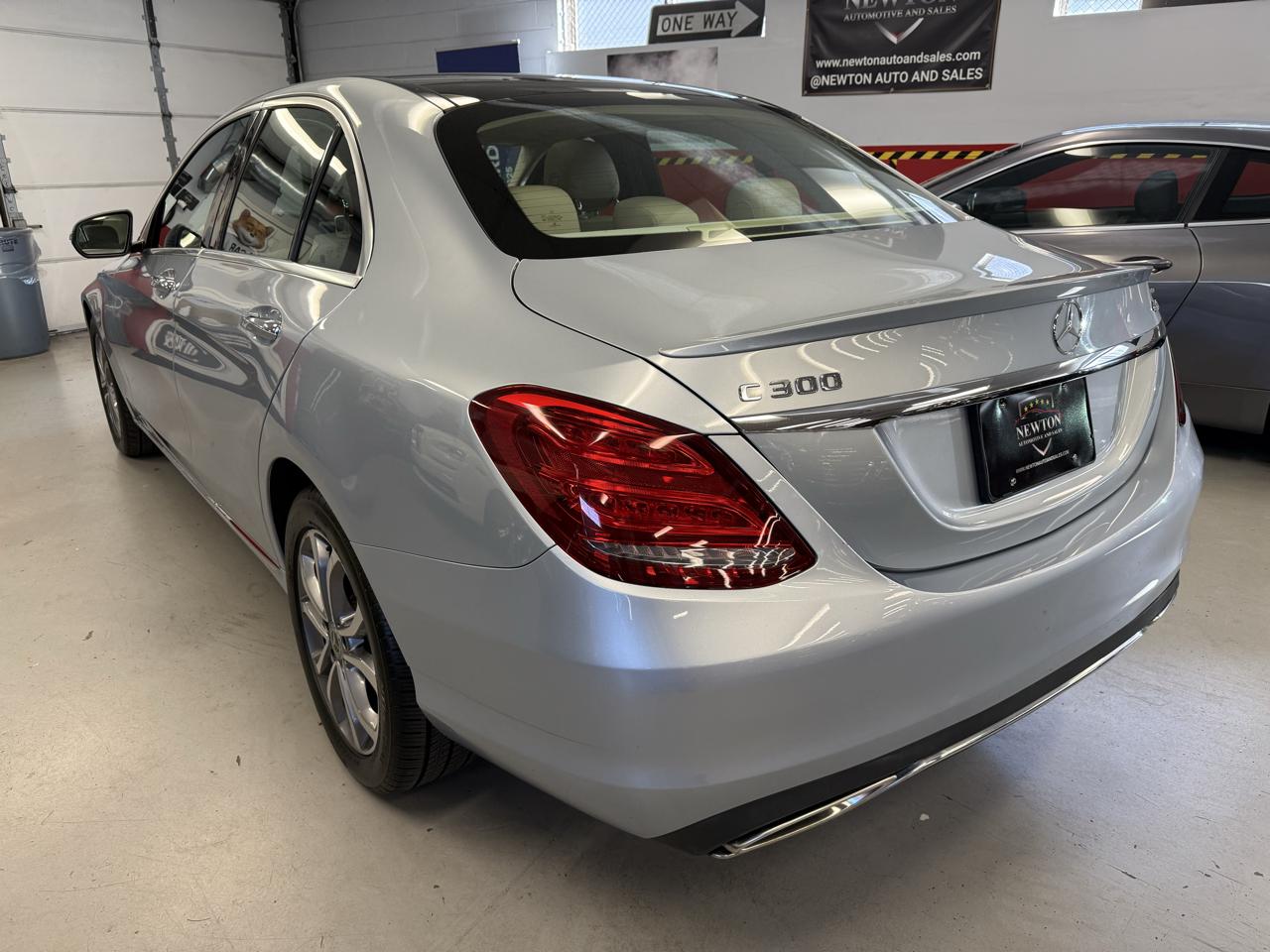Mercedes-Benz C-Class C300 4MATIC Sedan 2017