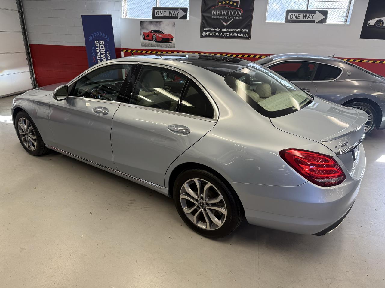 Mercedes-Benz C-Class C300 4MATIC Sedan 2017