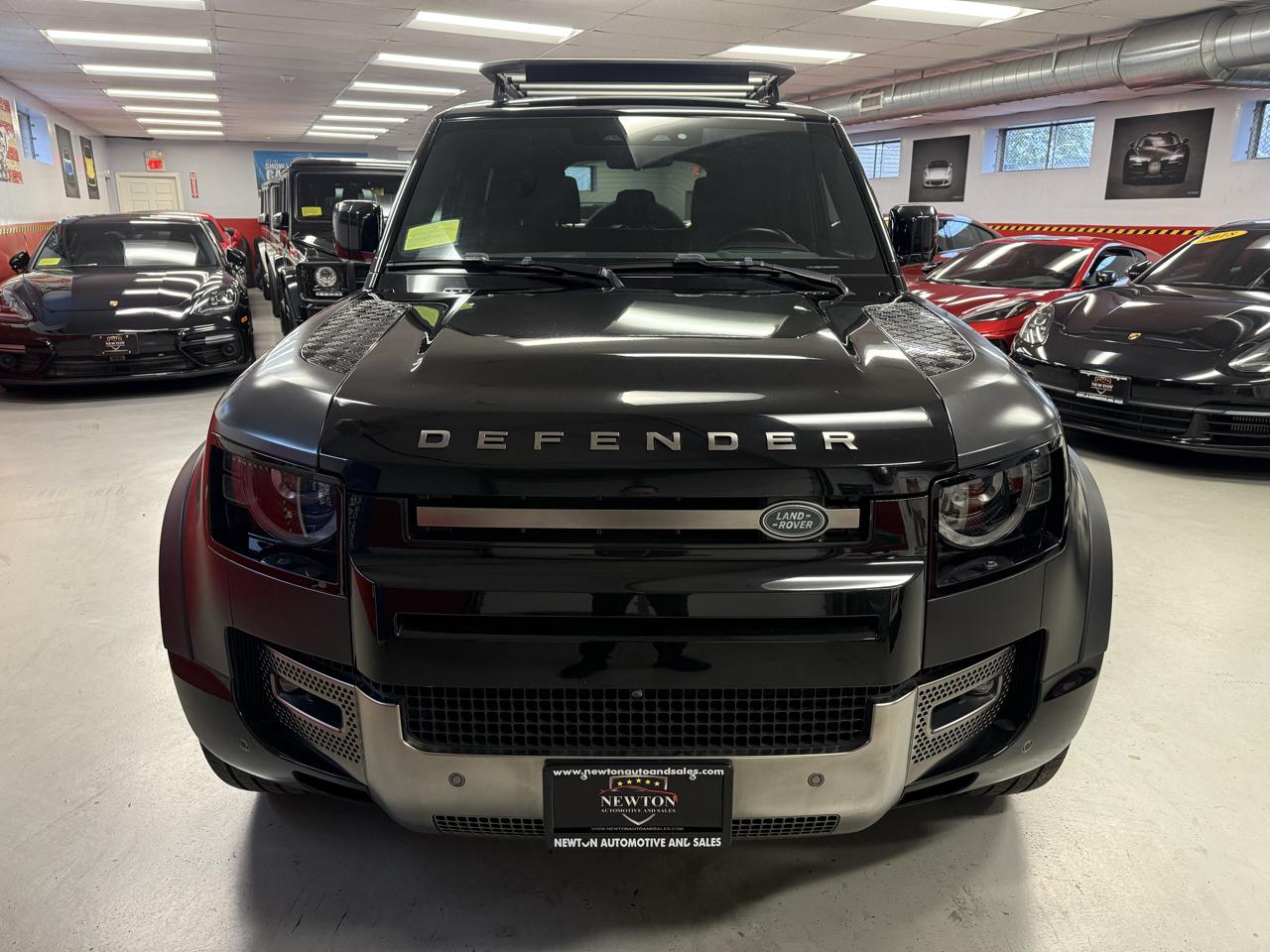 Land Rover Defender 110 X 2023