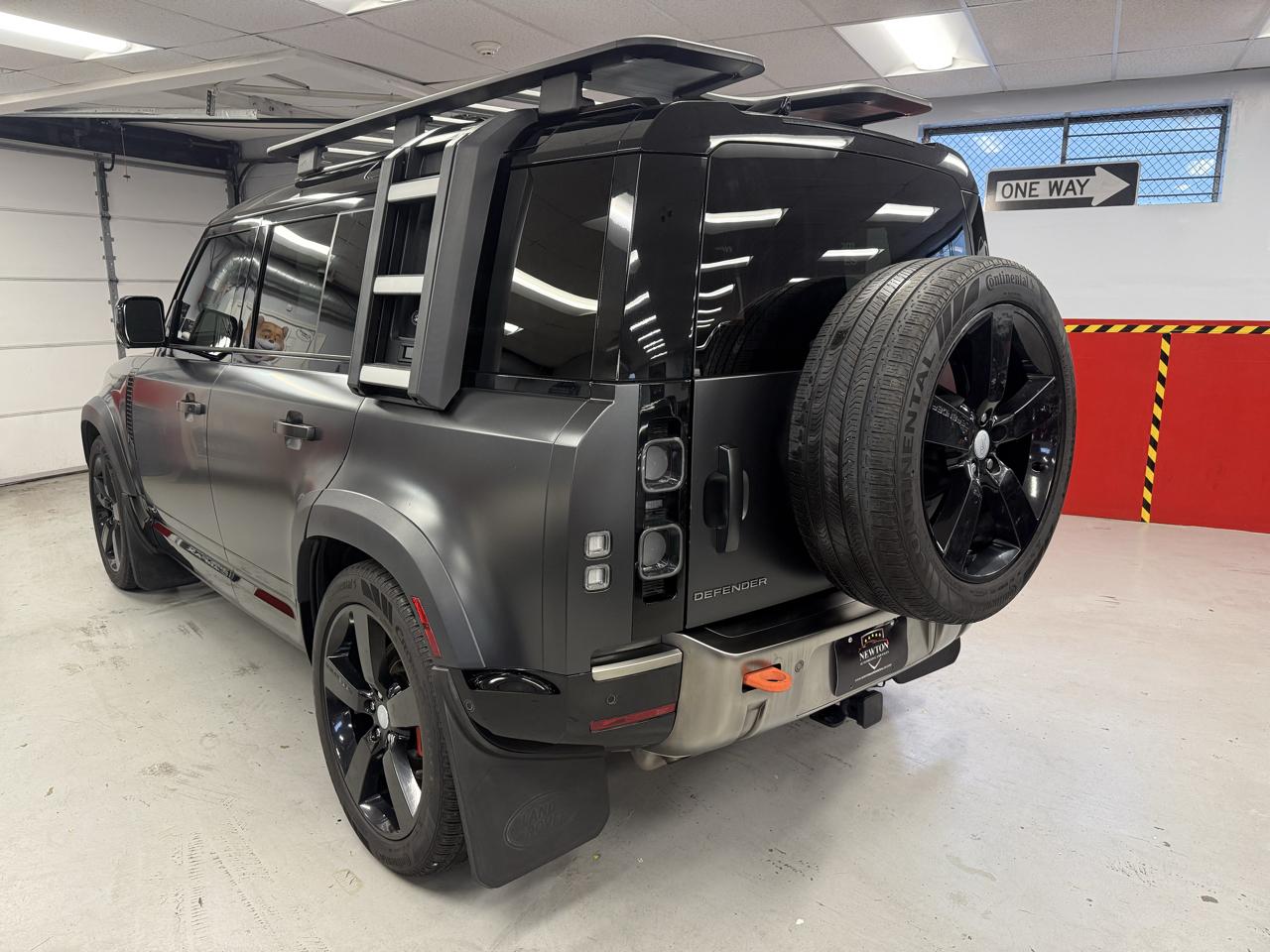 Land Rover Defender 110 X 2023