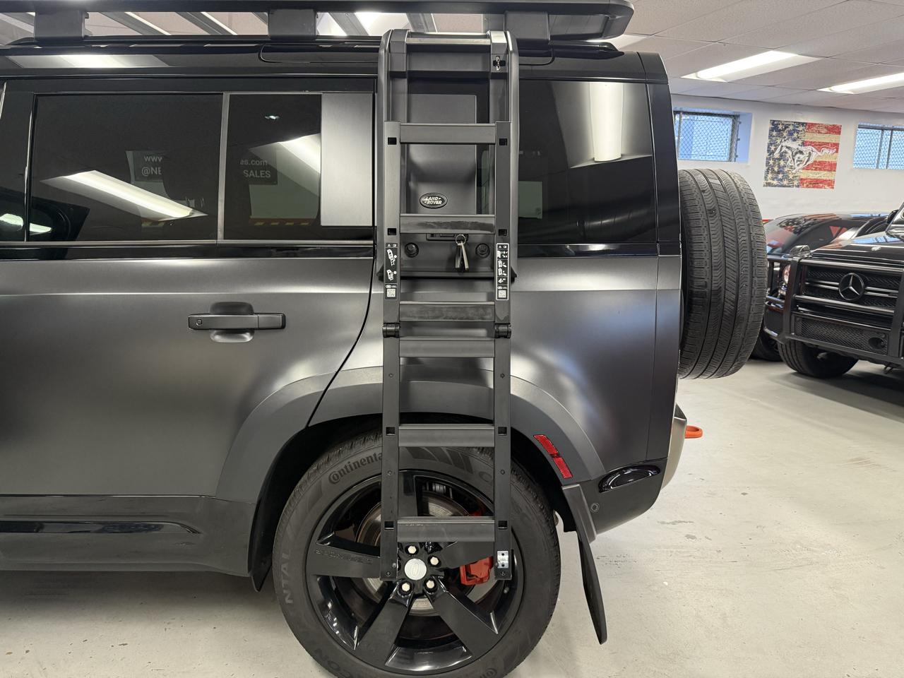 Land Rover Defender 110 X 2023