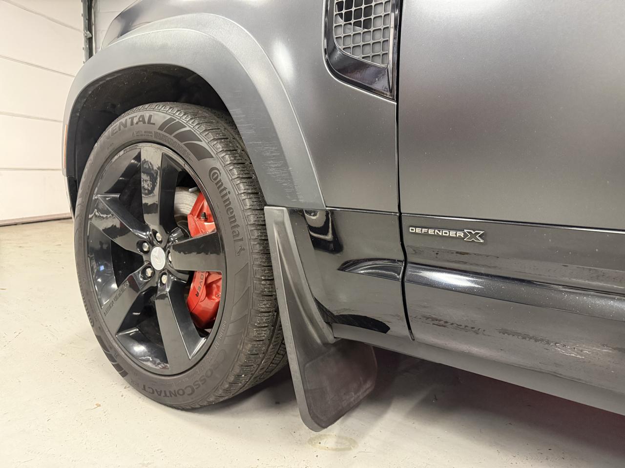 Land Rover Defender 110 X 2023