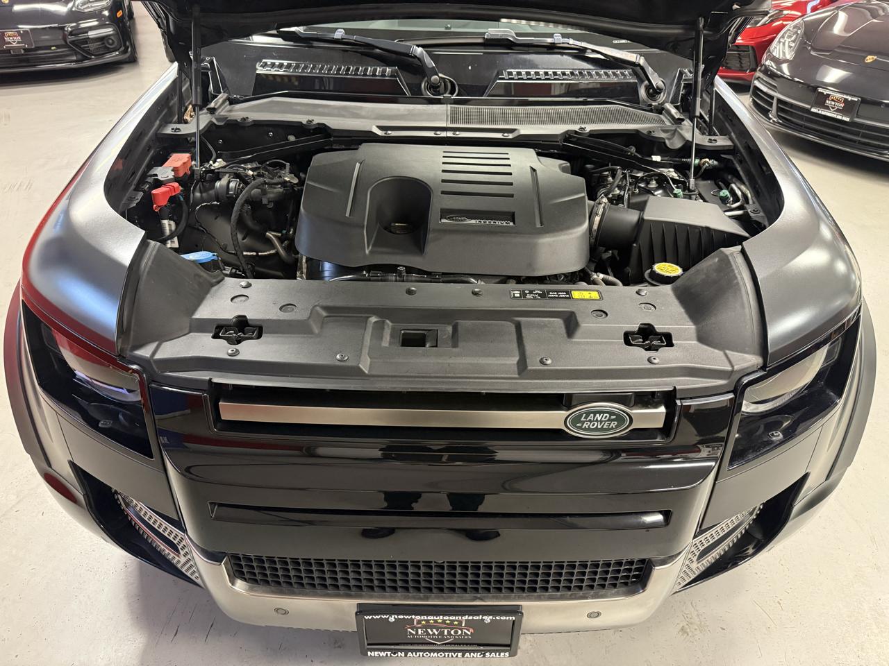 Land Rover Defender 110 X 2023