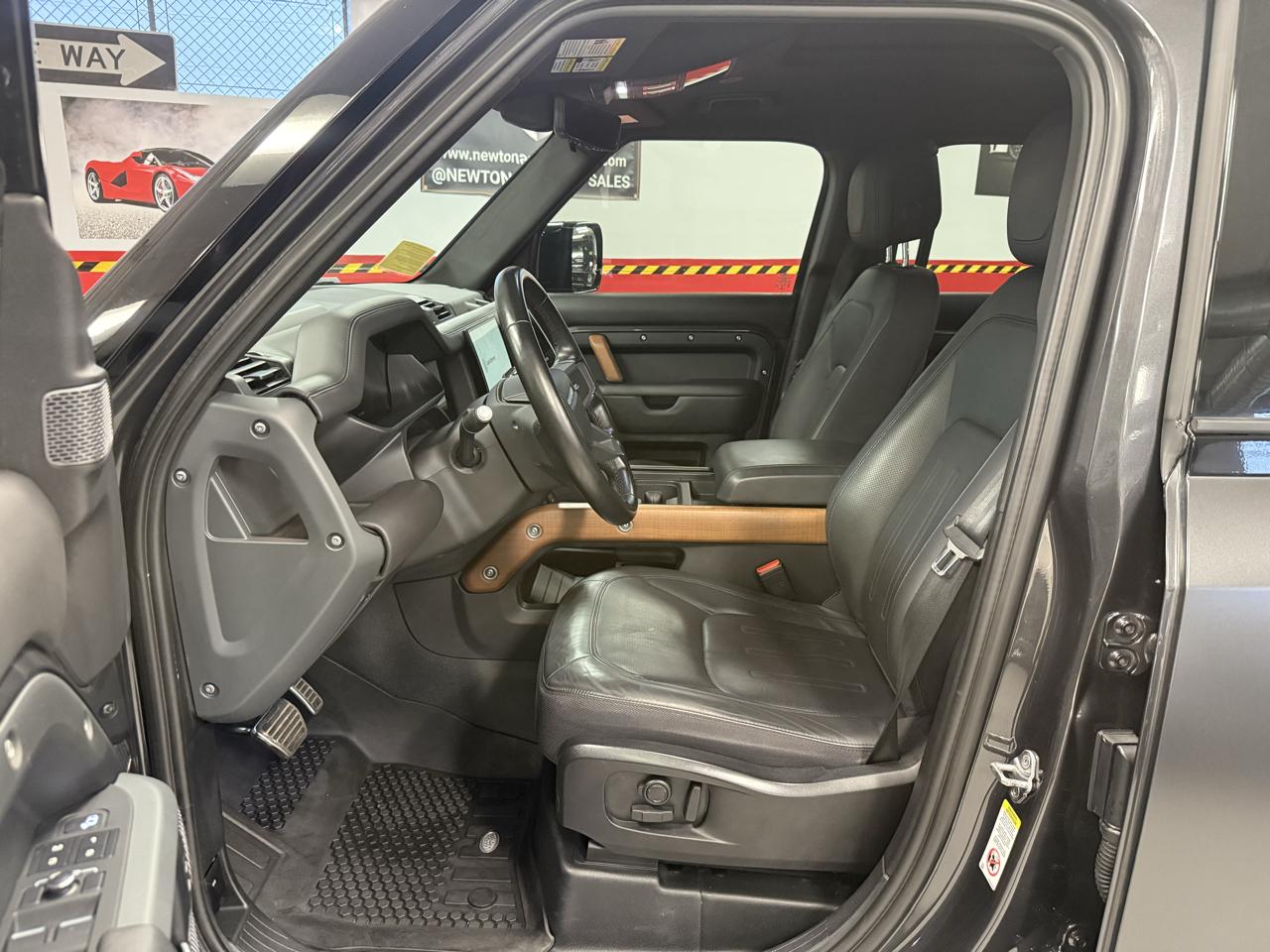 Land Rover Defender 110 X 2023
