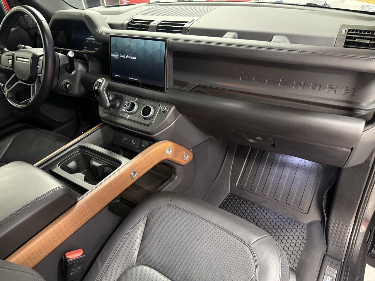 Land Rover Defender 110 X 2023