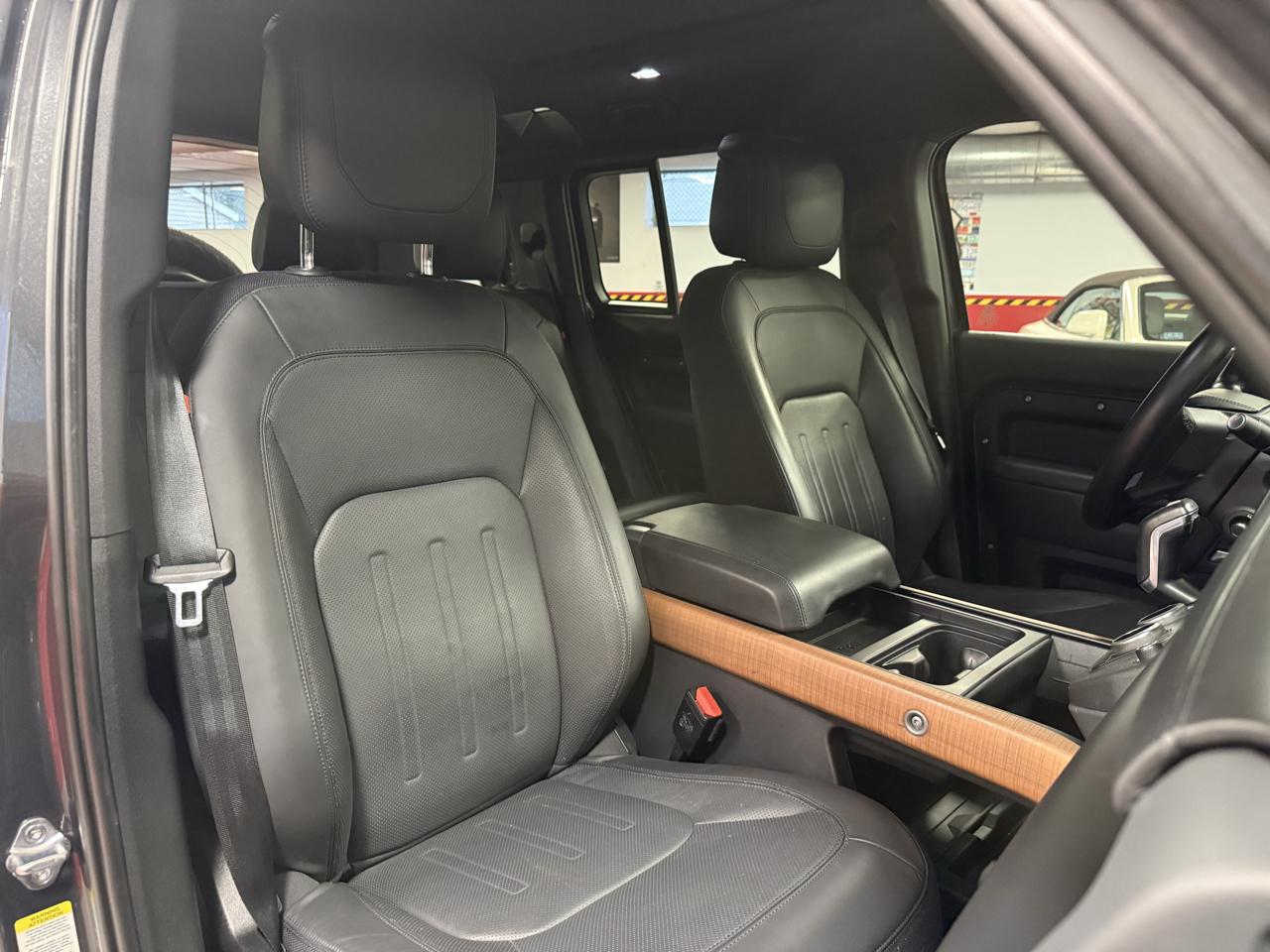 Land Rover Defender 110 X 2023