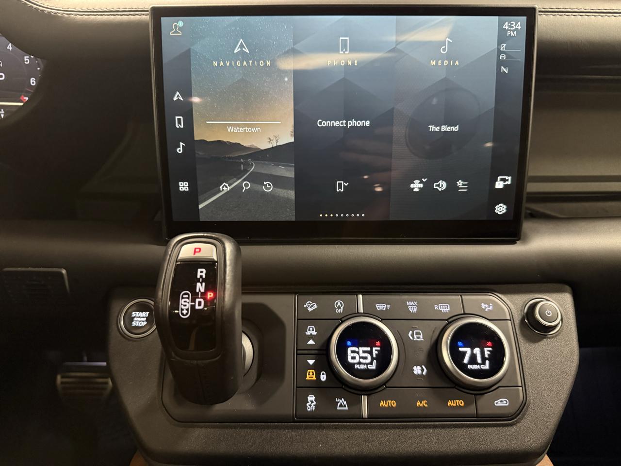 Land Rover Defender 110 X 2023